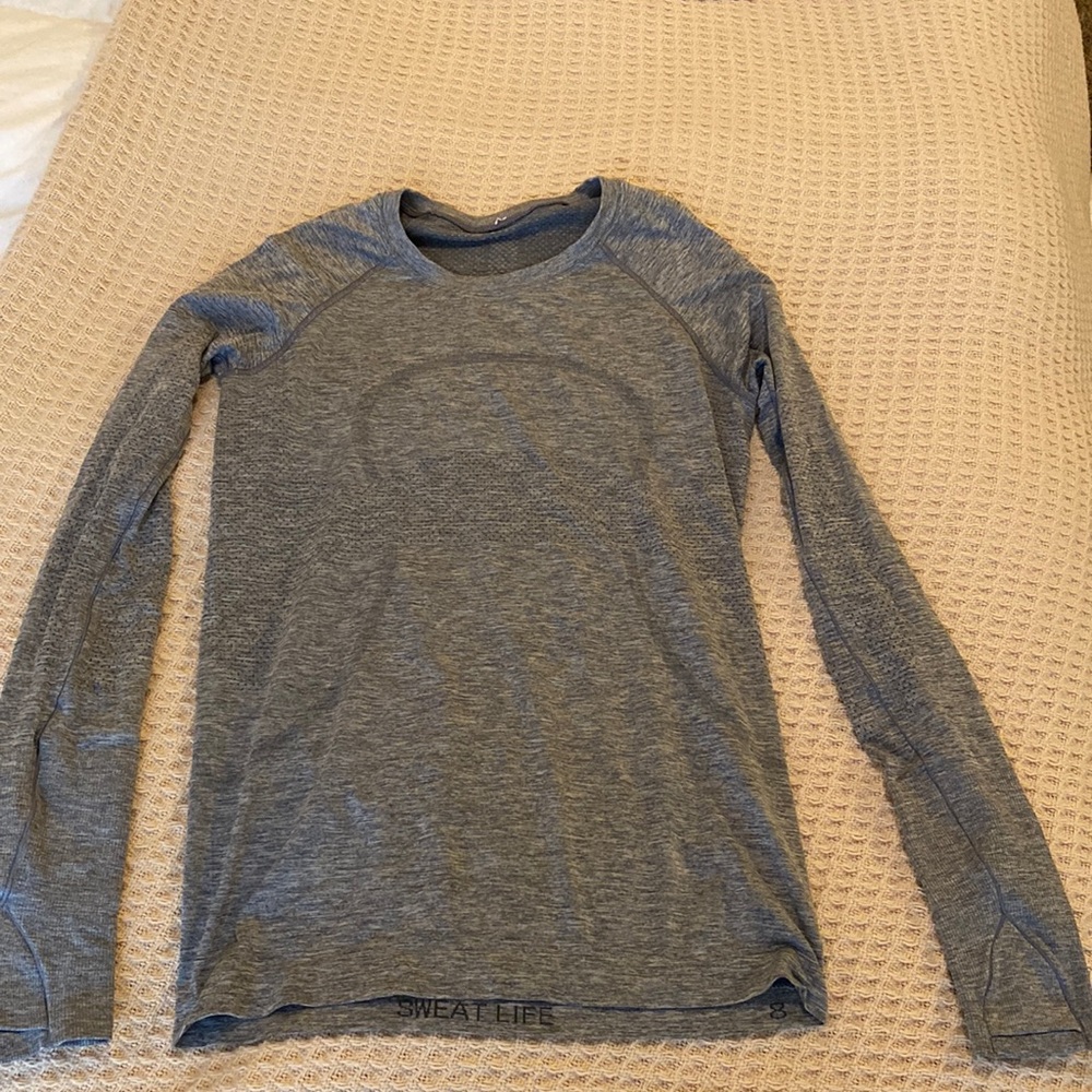 Lululemon gray long sleeve